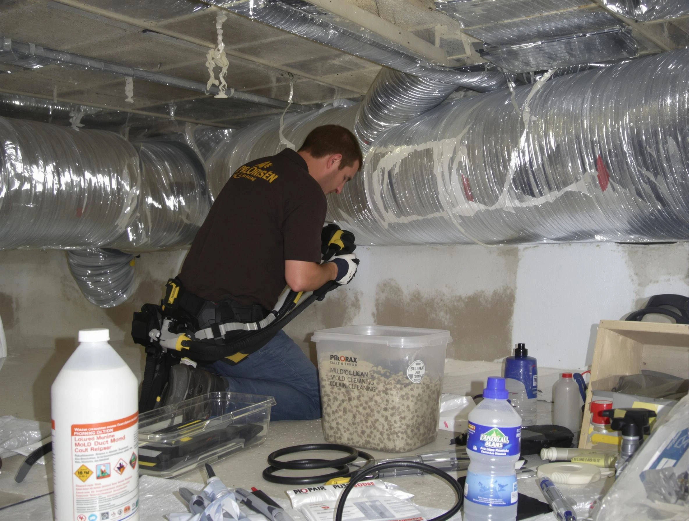 Chamblee Air Duct Cleaning specialist performing professional mold removal from air ducts in Chamblee